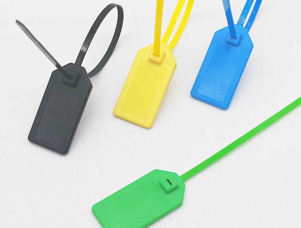 超高频扎带rfid标签：高效追踪与安全侦测的完美结合